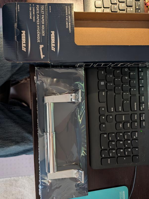 Manufacturers product number on the box matches what's in the online specifications, but the product doesn't match the online picture, nor the online installation instructions.