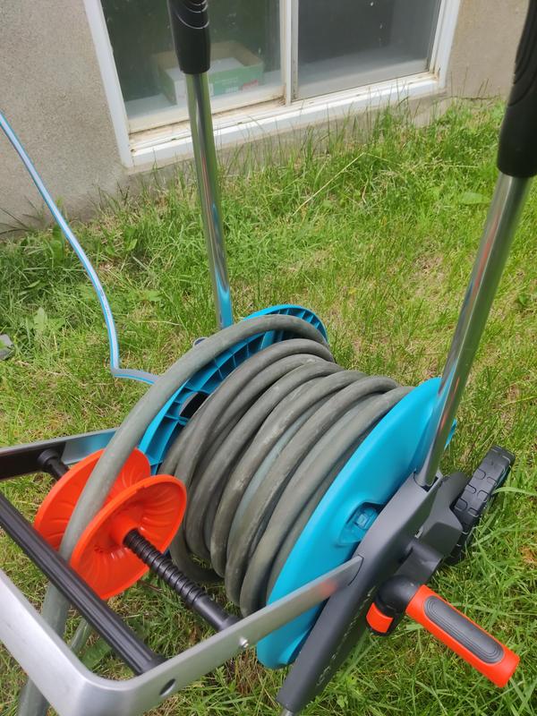 Reel CANNOT hold 196ft of 1/2inch hose (This is 50ft only and you can see it wouldn't hold double that)