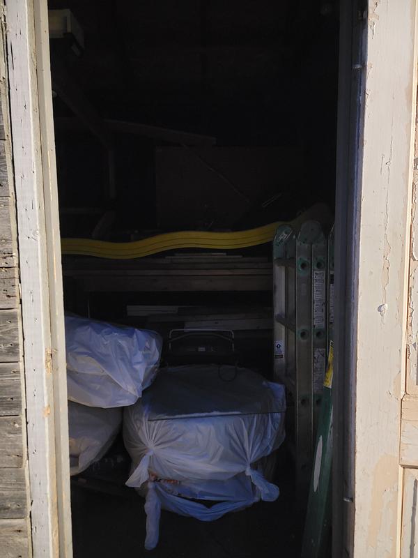 Unlit space for comparison