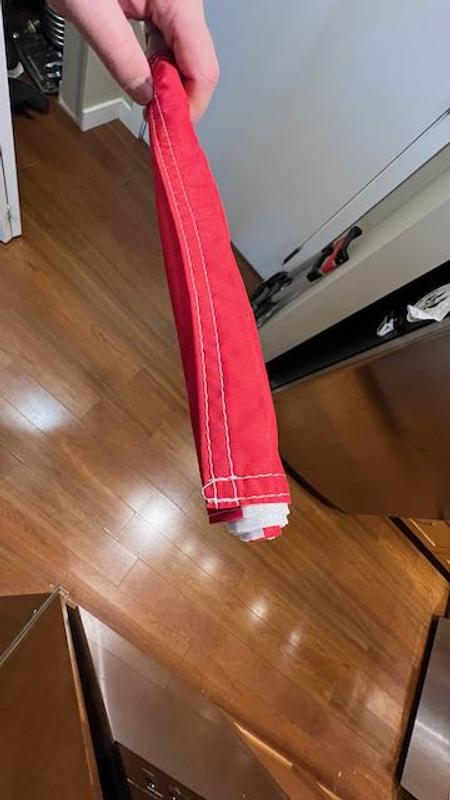 this is how the flag is displayed in packaging, can't see clips