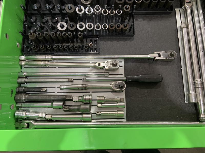 Photo dans les coffre au travail