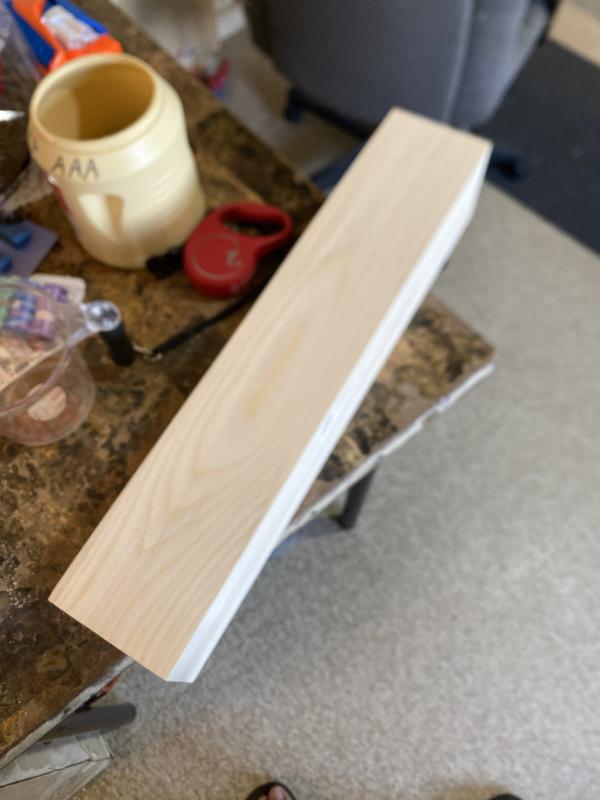 One of the four table legs I’ve sanded, still have to use my my tablesaw to cut the tennons