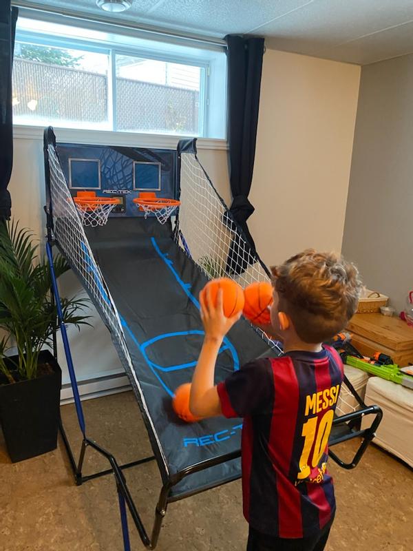 Rec-Tek Basketball Shootout Arcade Challenge Game w/ 4 Balls
