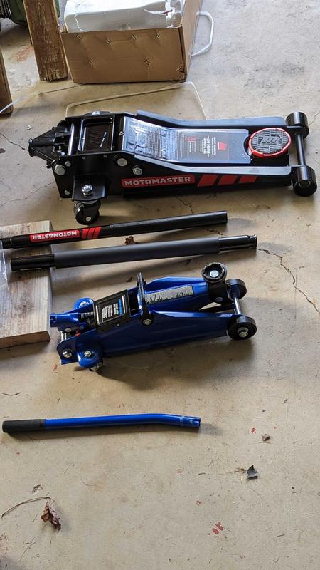 Comparing this jack to my previous cheapo jack.