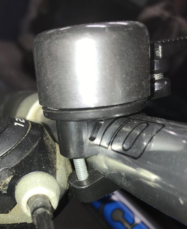 Mounted at 23mm diameter location (barely reaching the bolt threads).