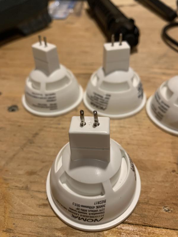 The pin is just a outer shell. The dent is the only there to make contact to the wire.