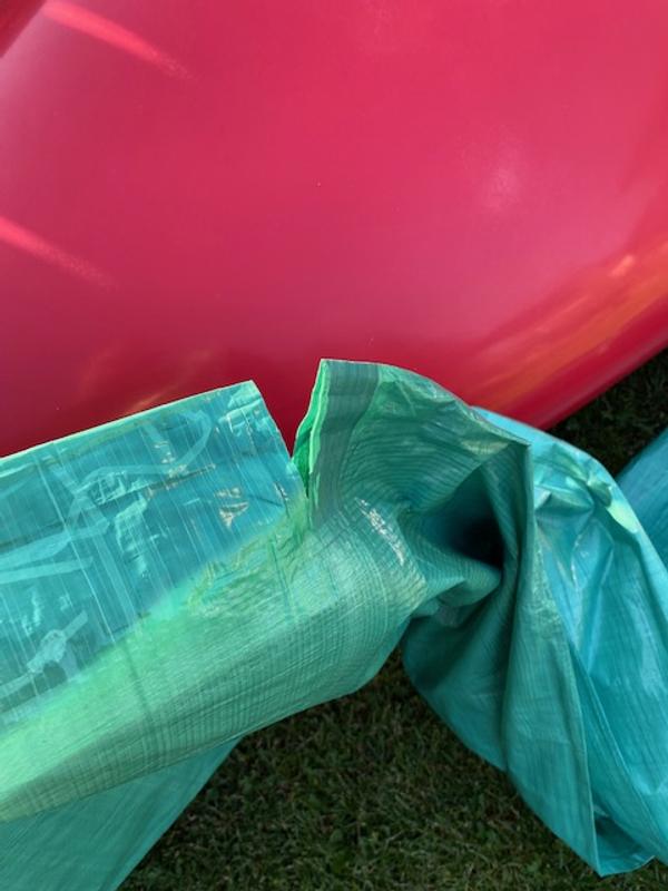 While unfolding, I noticed this defect (rip) in the tarp