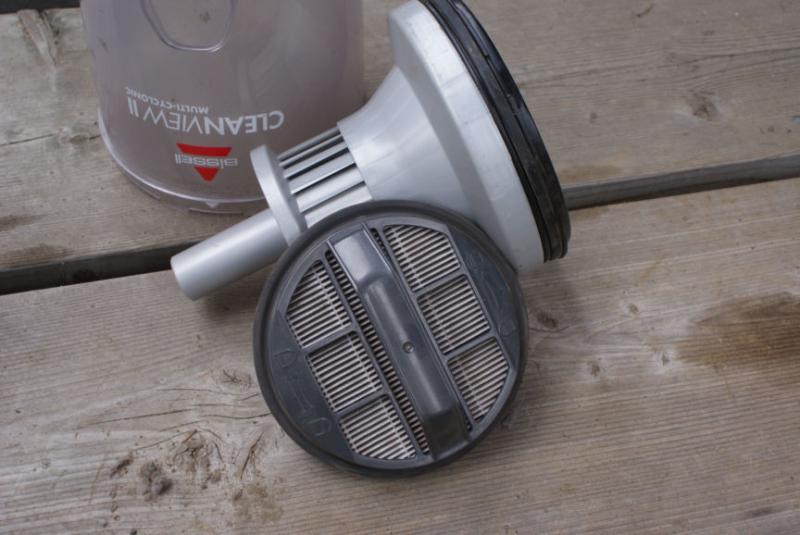 filter after cleaning with compressed air.