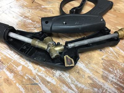 Ça brise après une seule utilisation et garantie pas honorée