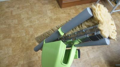 bad design, cheap plastic, WILL break!