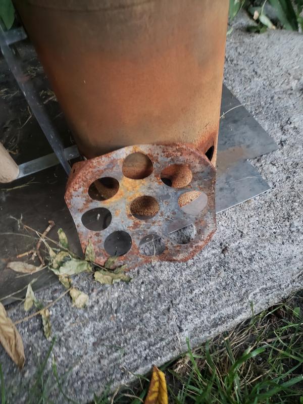 Bottom grate fell out