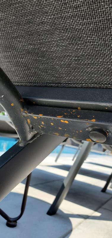 Rust poured out when lifting. Carefull not to get on you