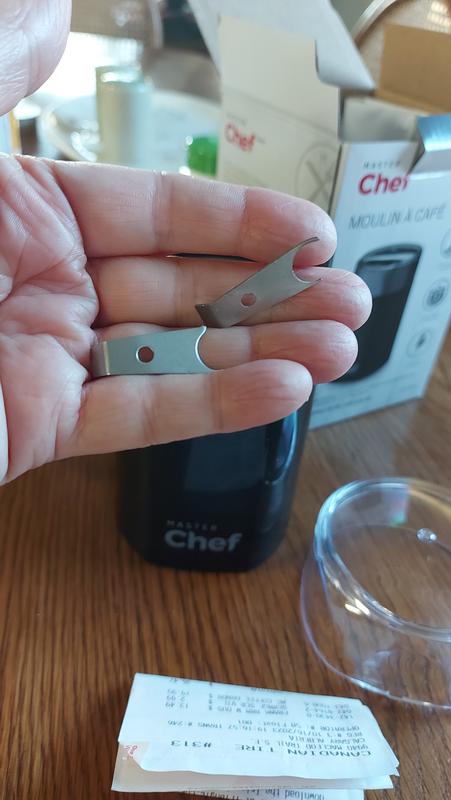 Cheaply made coffee grinder