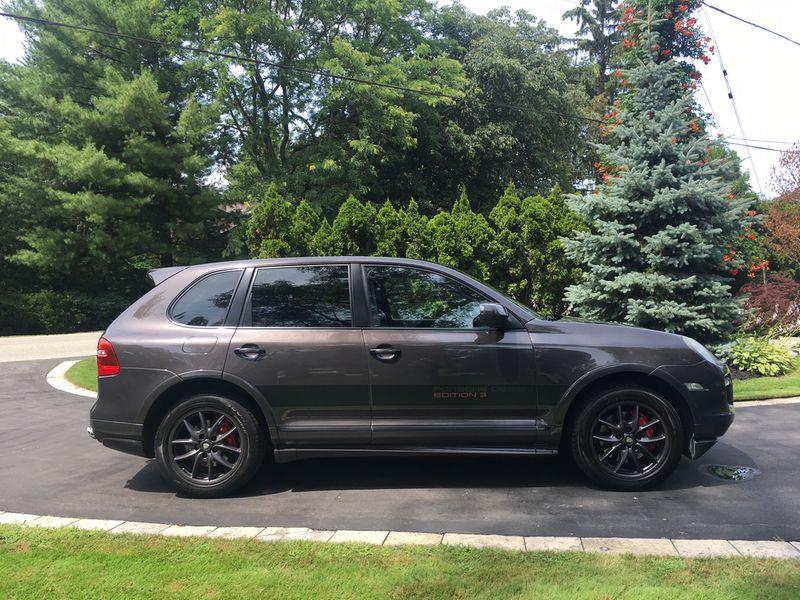 Porsche Cayenne GTS, Porsche Design Edition 3.