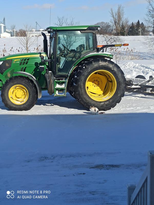 Je fais de la mécanique agricole et sur des voitures
