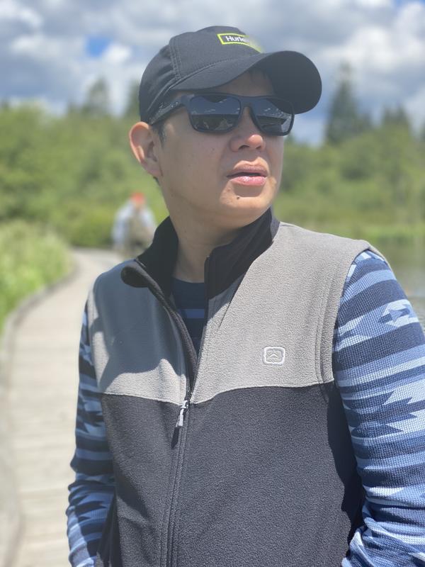 It blend with different color.