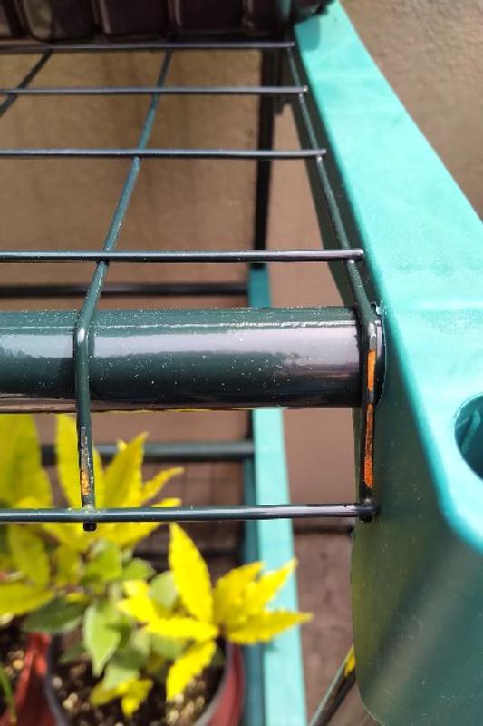 Rust Spot on Wire Shelf