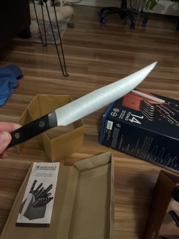 Knives do not coincide with the block 🤔