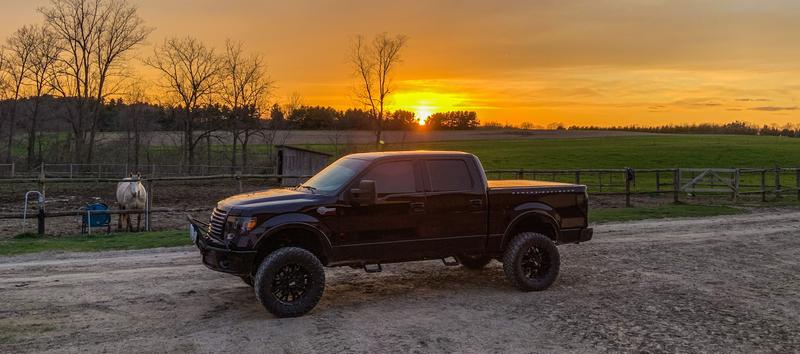 Both pictures taken after using Meguiar’s Ultimate Quik Detailer