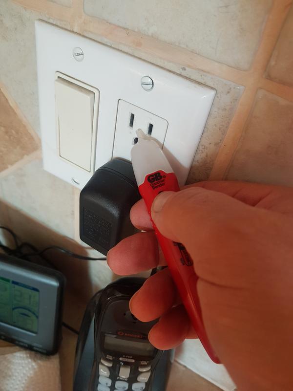 Let's you know when you have live lines or plugs.