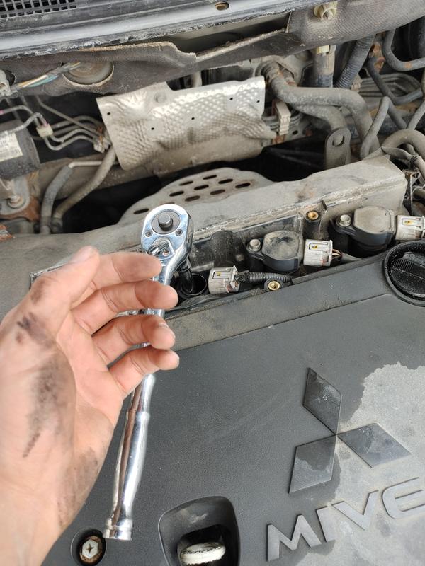 Replacing spark plugs