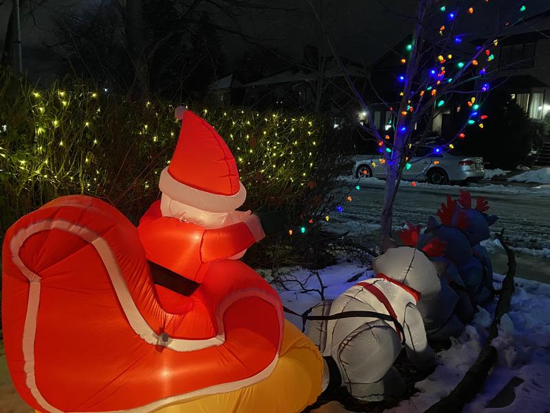 Light issue with this inflatable decoration.