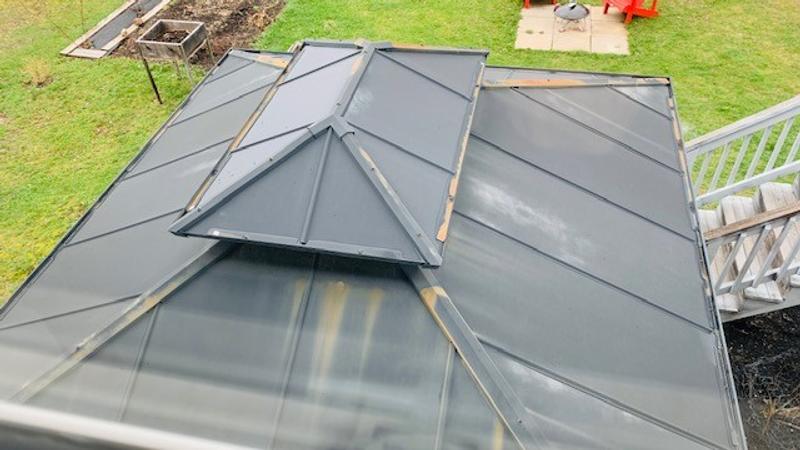 24 mois après achat le toit est affreux