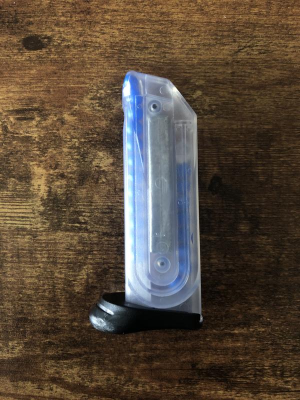 20 rounds loaded, spring missing