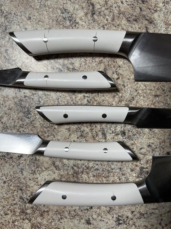 Cracking handles