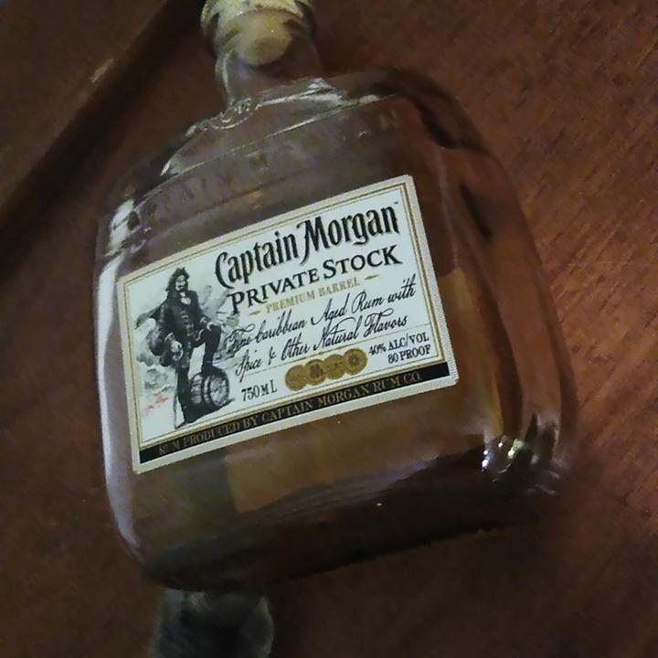 captain morgan private stock label
