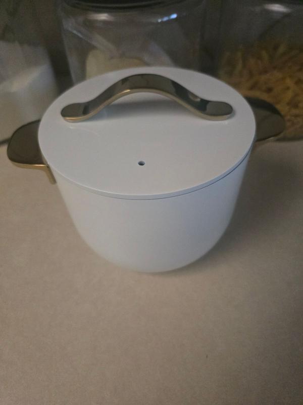 Customer carousel item 1.