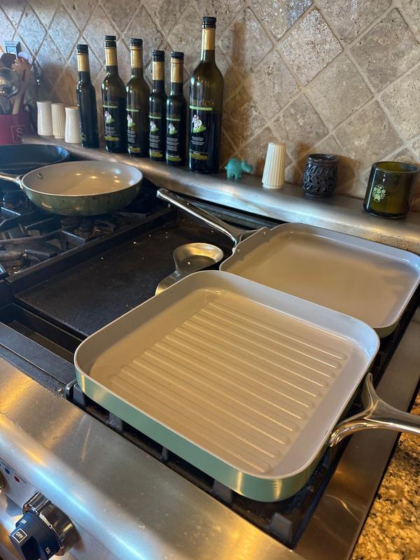 Customer carousel item 4.