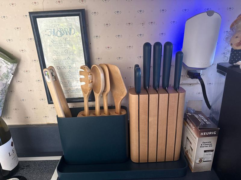 Customer carousel item 7.