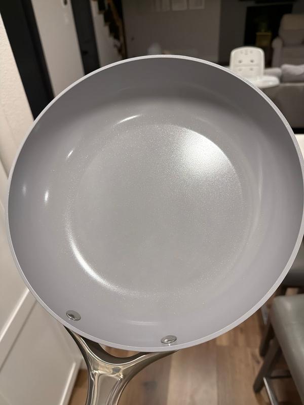 Customer carousel item 6.