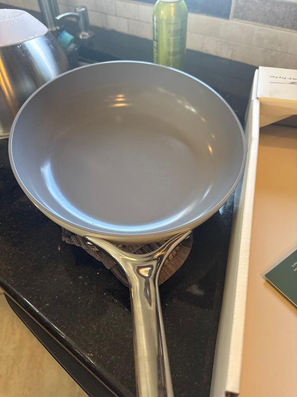 Customer carousel item 6.