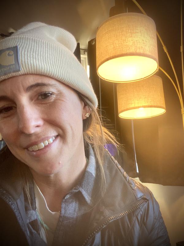 Sarah loves the hat ??