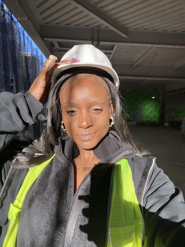 Very comfortable to work in & kept me warm!