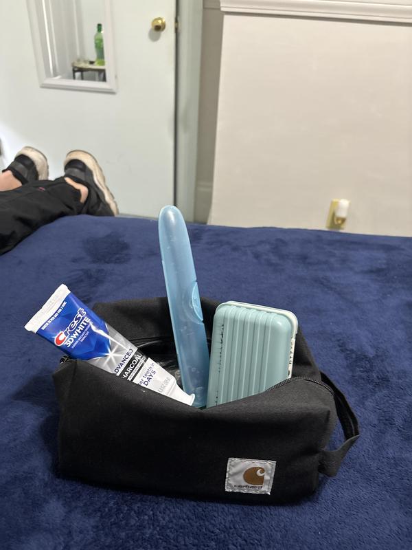 Great overnight bag for all your shaving and shower needs.