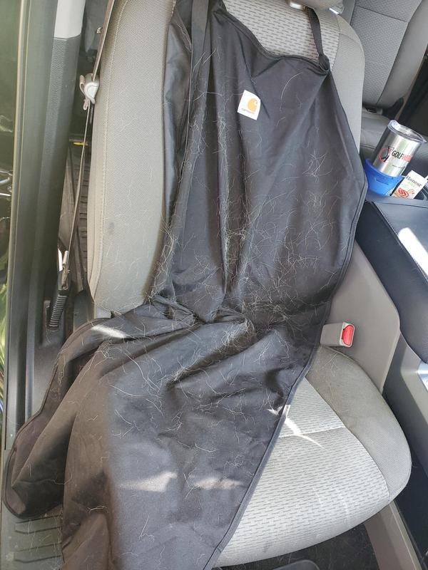 There is nothing to hold the seat portion in place.  My dogs paws slip on the slick material.