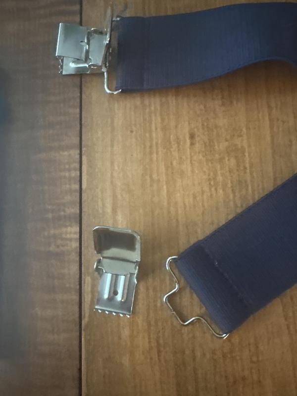 I lost part of the clasp, Carhartt doesn't make replacements. !!!!!