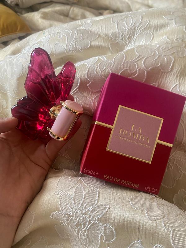 Customer photo for "Stunning perfume"