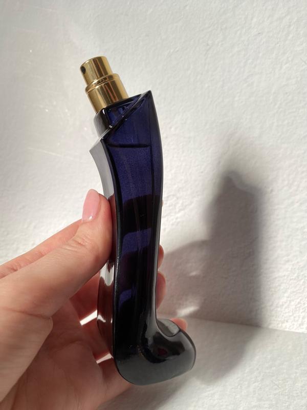 Customer photo for "Alluring, Sexy, Feminine fragrance"