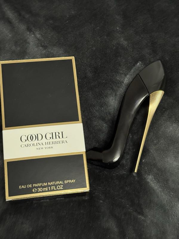 Customer photo for "IT GIRL PERFUME"