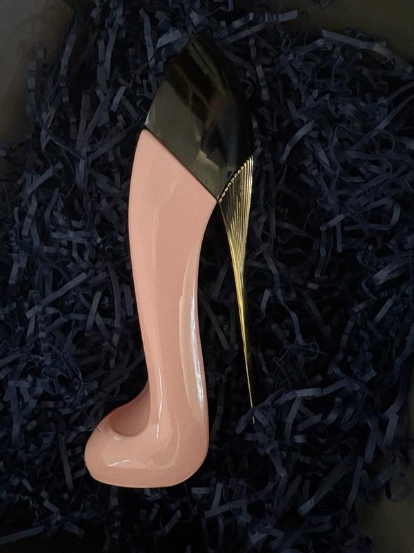 Customer photo for "A gorgeous feminine perfume which smells expensive and really lasts."