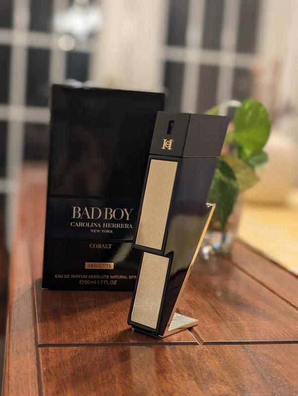 Customer carousel item 4.