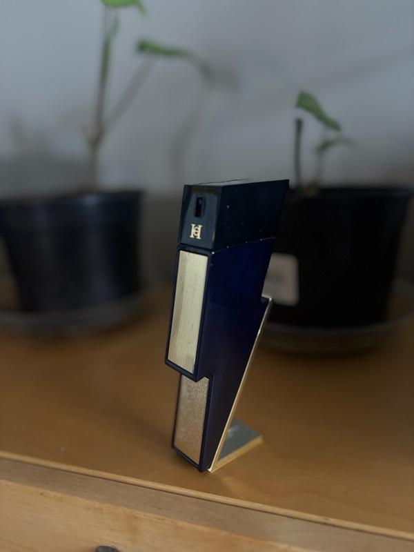 Customer carousel item 9.