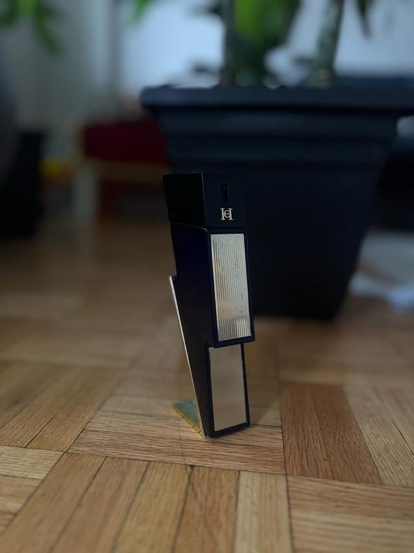 Customer carousel item 10.