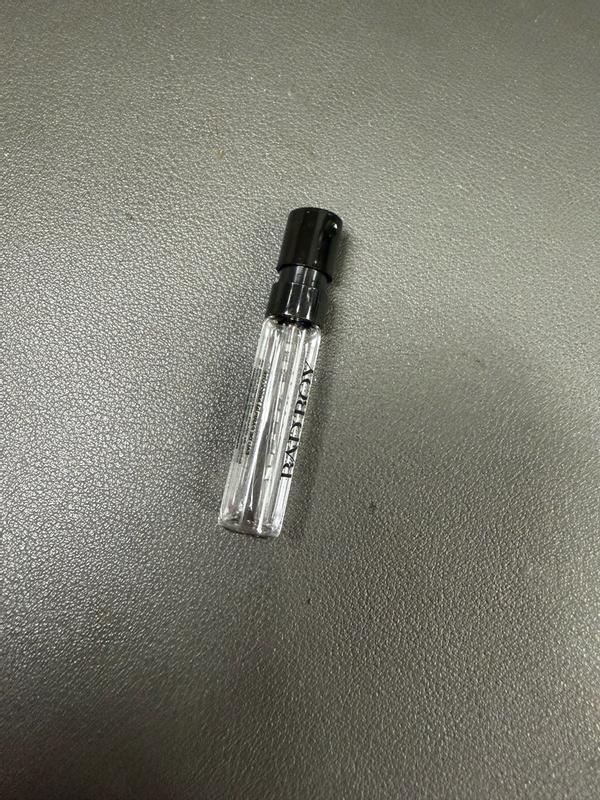 Customer carousel item 3.