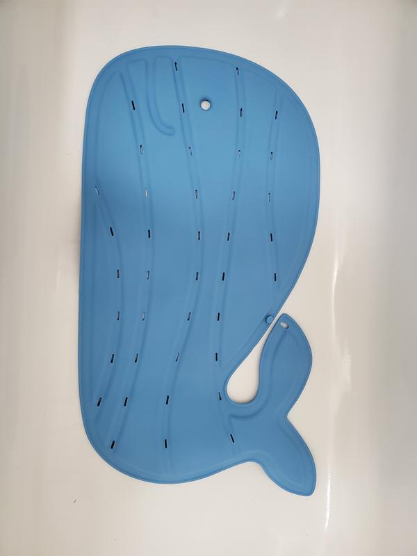 Suction bath mat