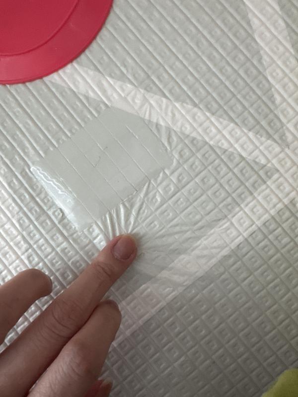 Peeling everywhere :/